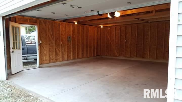 6826 West Farmington Road Peoria, IL 61604 - Photo 18 of 24 Gallery Image 18