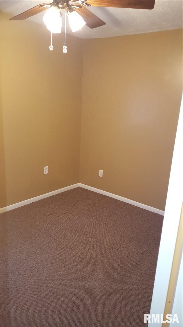 6826 West Farmington Road Peoria, IL 61604 - Photo 7 of 24 Gallery Image 7