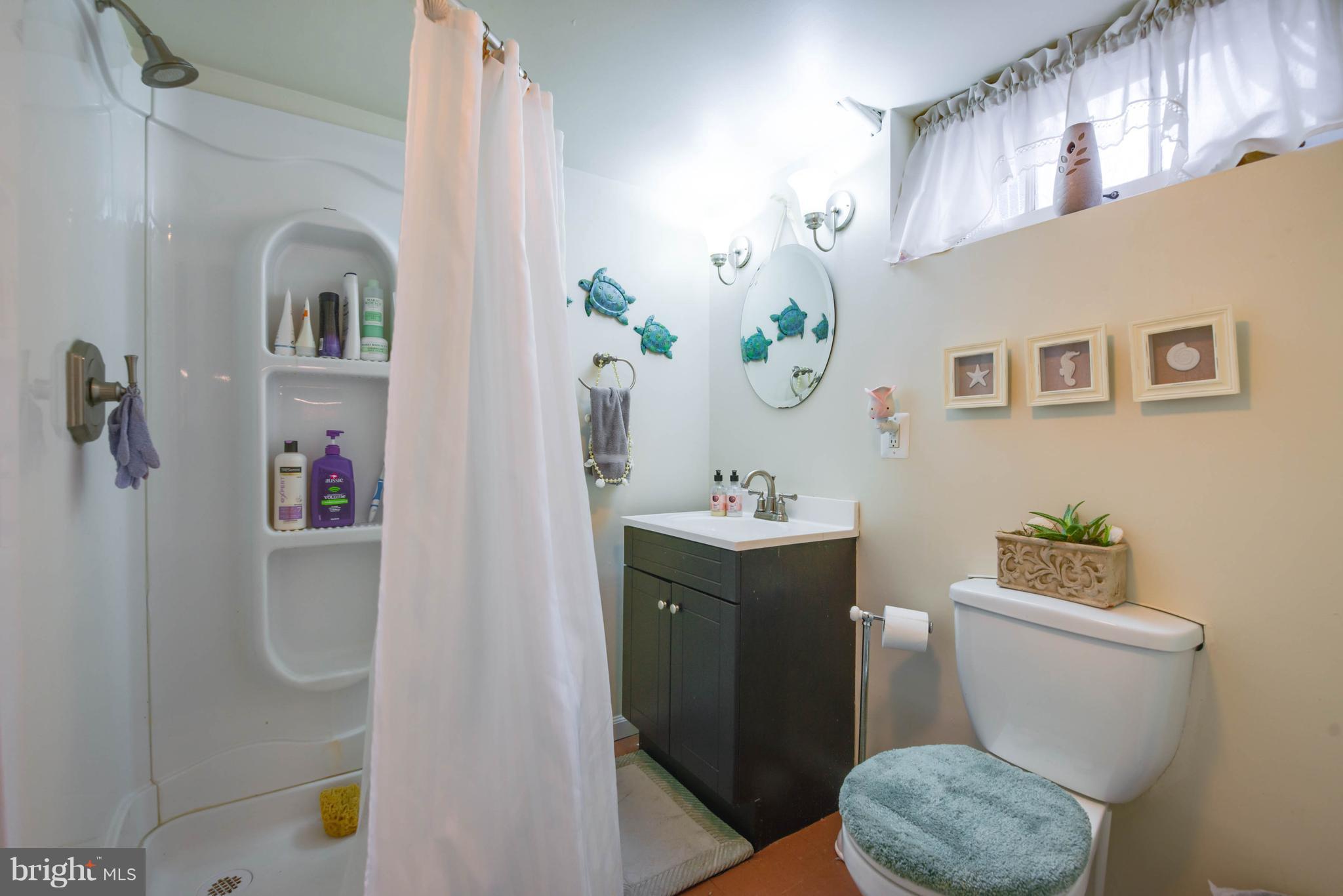 1814 Glen Ridge Road Towson, MD 21286 - Photo 26 of 30 Bath