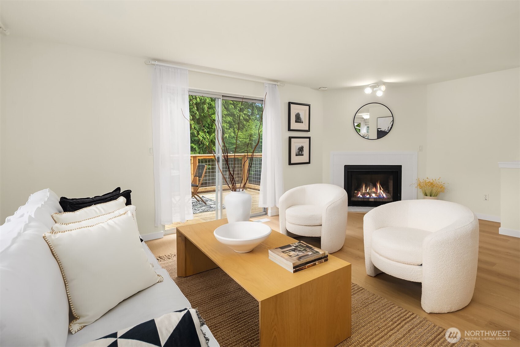 23031 20th Avenue Southeast Bothell, WA 98021 - Photo 4 of 40