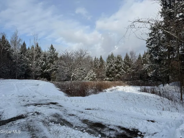 $95,000 | 370 Carrera Lane, Middle Granville, NY 12849