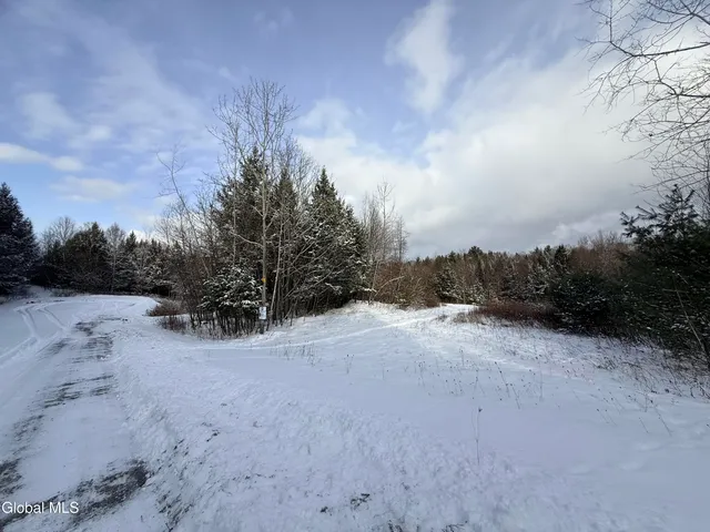 $95,000 | 370 Carrera Lane, Middle Granville, NY 12849