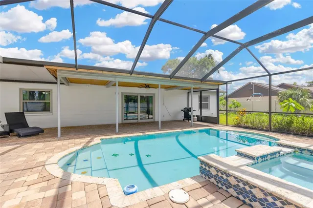 $475,000 | 10811 Providence Oaks Drive, Riverview, FL 33578