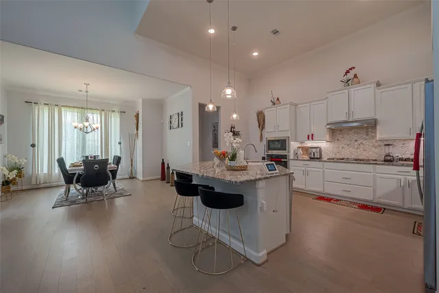 $3,300 | 9207 Secretariat Lane, Mont Belvieu, TX 77523