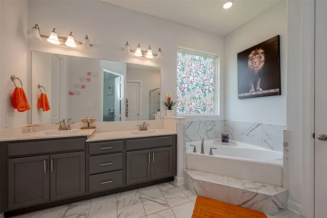 $3,300 | 9207 Secretariat Lane, Mont Belvieu, TX 77523