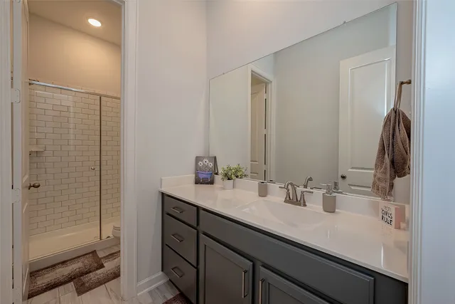 $3,300 | 9207 Secretariat Lane, Mont Belvieu, TX 77523