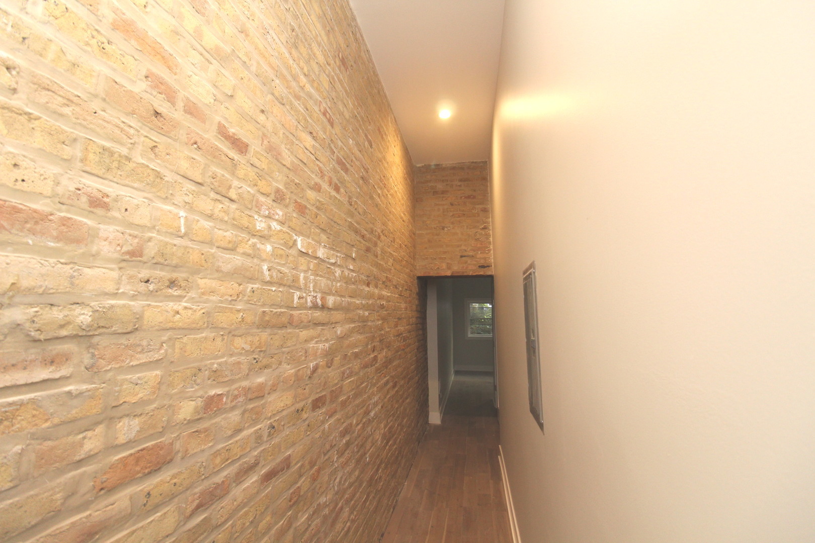 64 East Cedar Street, Unit 2R Chicago, IL 60611 - Photo 11 of 17