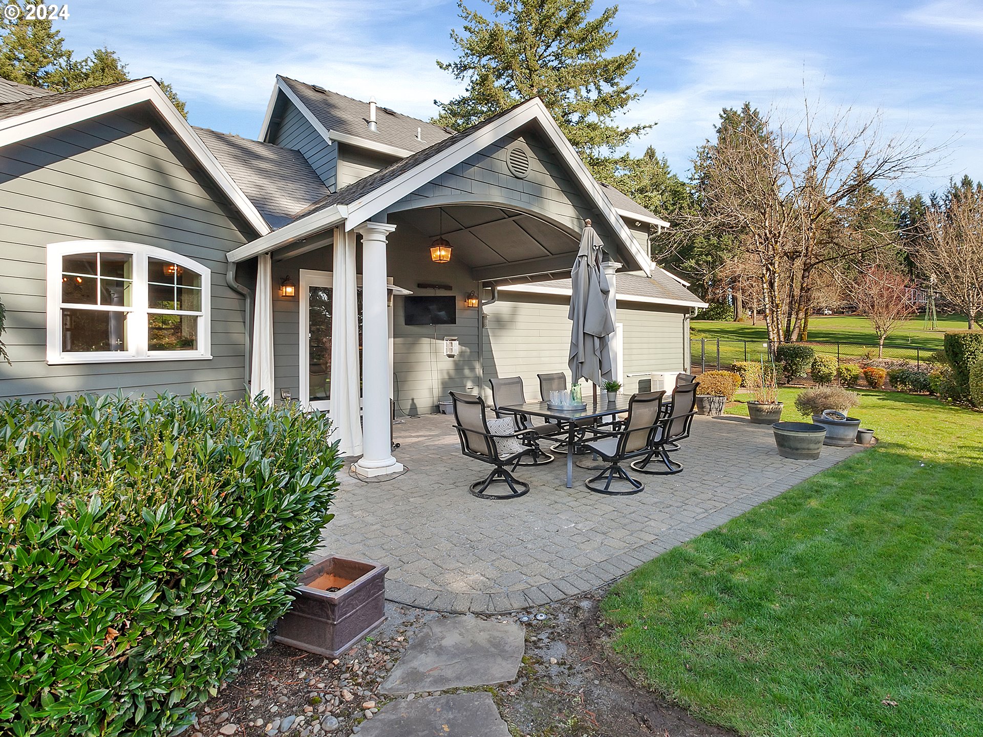 2770 Southwest Schaeffer Road West Linn, OR 97068 - Photo 46 of 48 Gallery Image 46