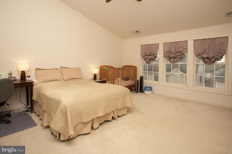 921 Highland Ridge Avenue Gaithersburg, MD 20878 - Photo 17 of 20 Master Bedroom #2