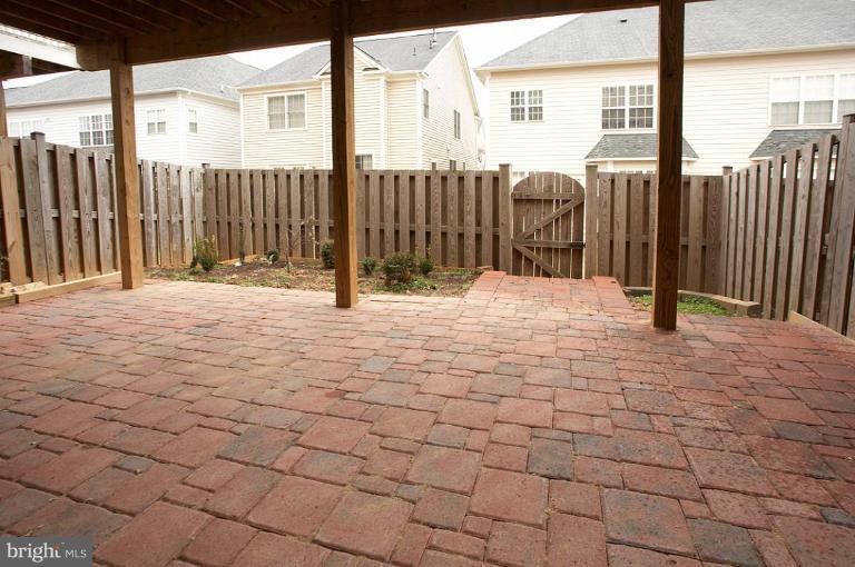 921 Highland Ridge Avenue Gaithersburg, MD 20878 - Photo 20 of 20 Patio