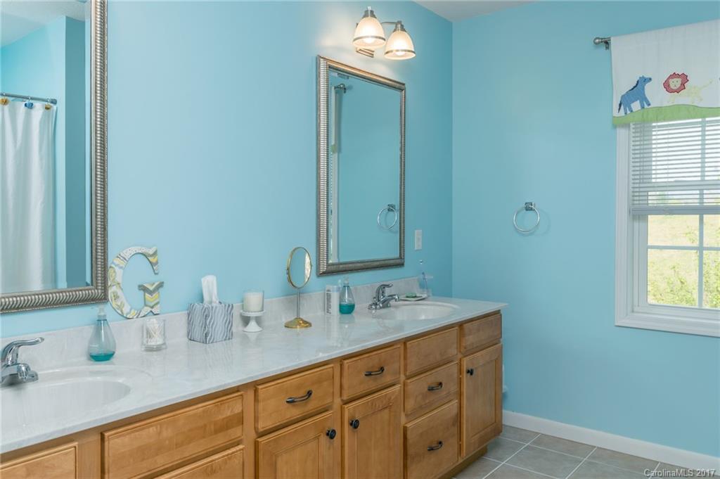 52 Lawson Ridge Road, Unit 7 Leicester, NC 28748 - Photo 18 of 24 Gallery Image 18