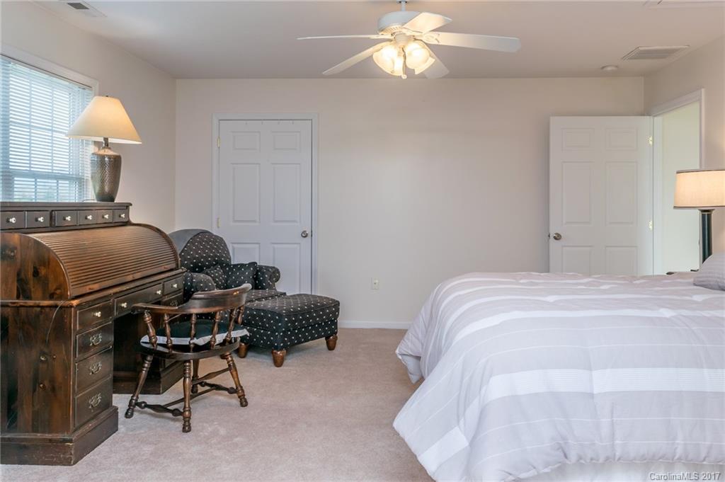 52 Lawson Ridge Road, Unit 7 Leicester, NC 28748 - Photo 19 of 24 Gallery Image 19