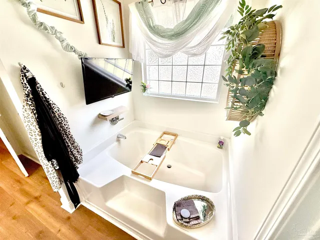 $325,000 | 5497 Tucker Circle, Pace, FL 32571