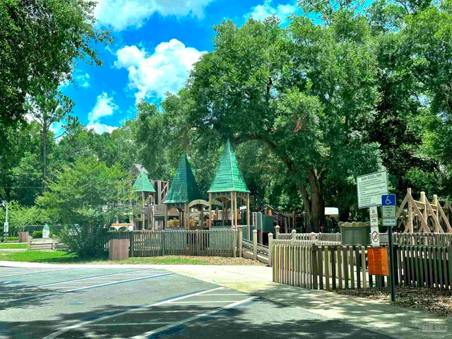 $325,000 | 5497 Tucker Circle, Pace, FL 32571