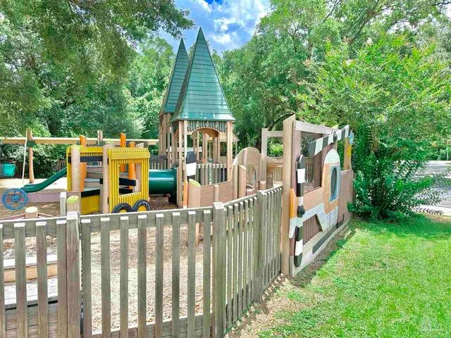 $325,000 | 5497 Tucker Circle, Pace, FL 32571