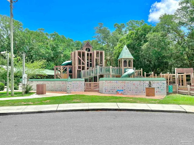 $325,000 | 5497 Tucker Circle, Pace, FL 32571