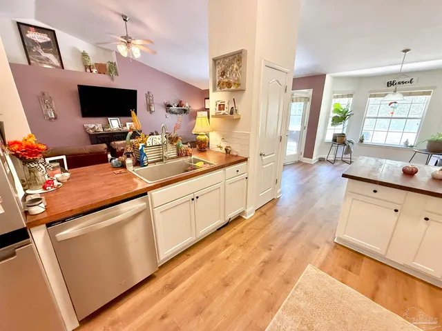 $325,000 | 5497 Tucker Circle, Pace, FL 32571