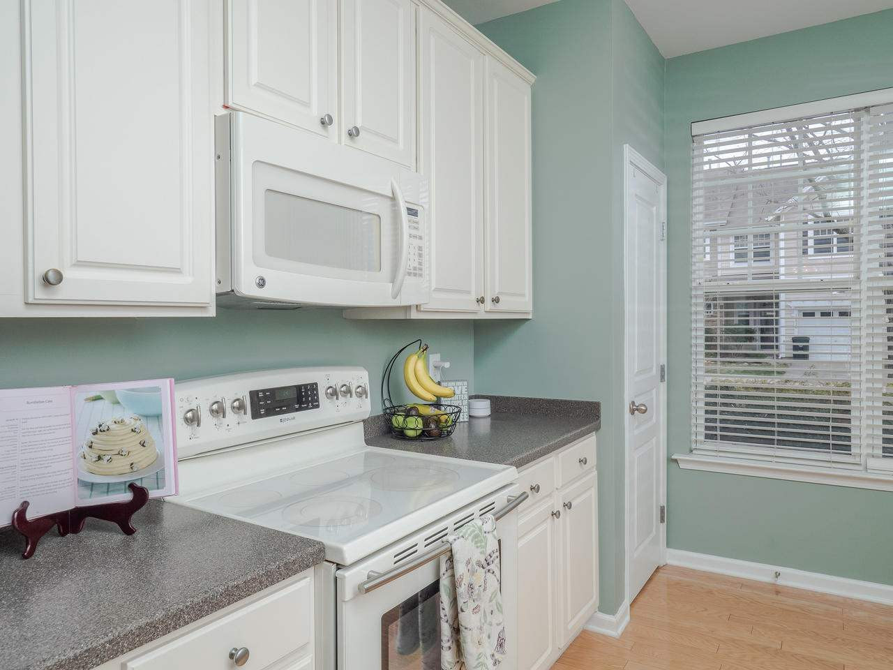 12821 Tee Time Way Raleigh, NC 27614 - Photo 9 of 22 Easy maintenance Corian counters