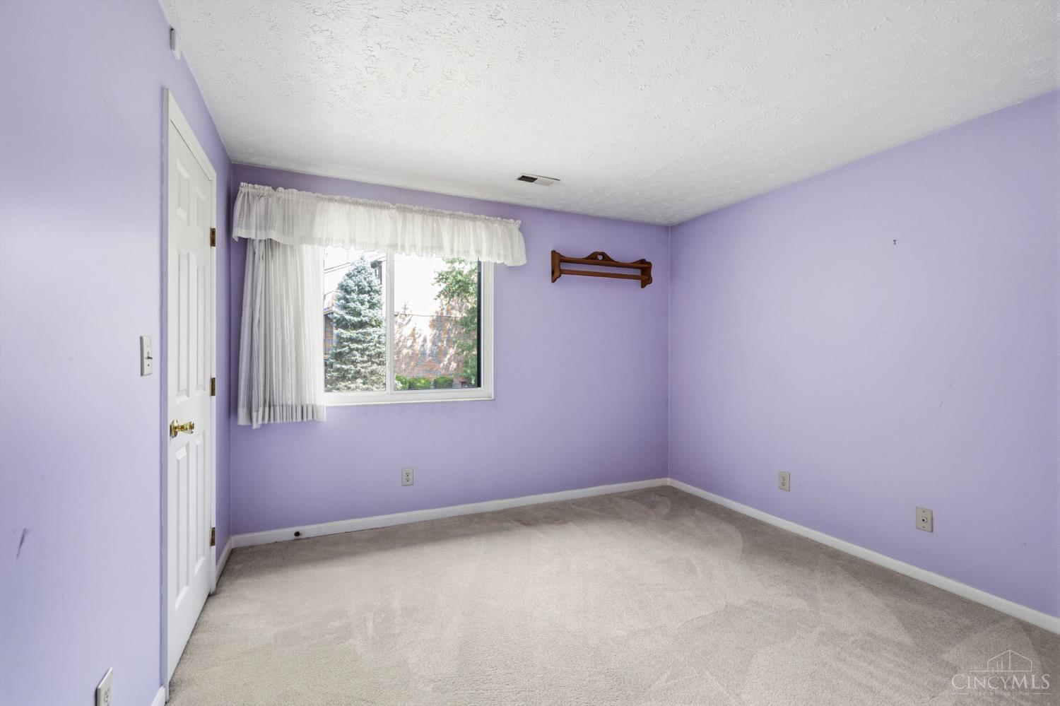 7633 Montgomery Road, Unit 7633 Cincinnati, OH 45236 - Photo 33 of 62 Gallery Image 33
