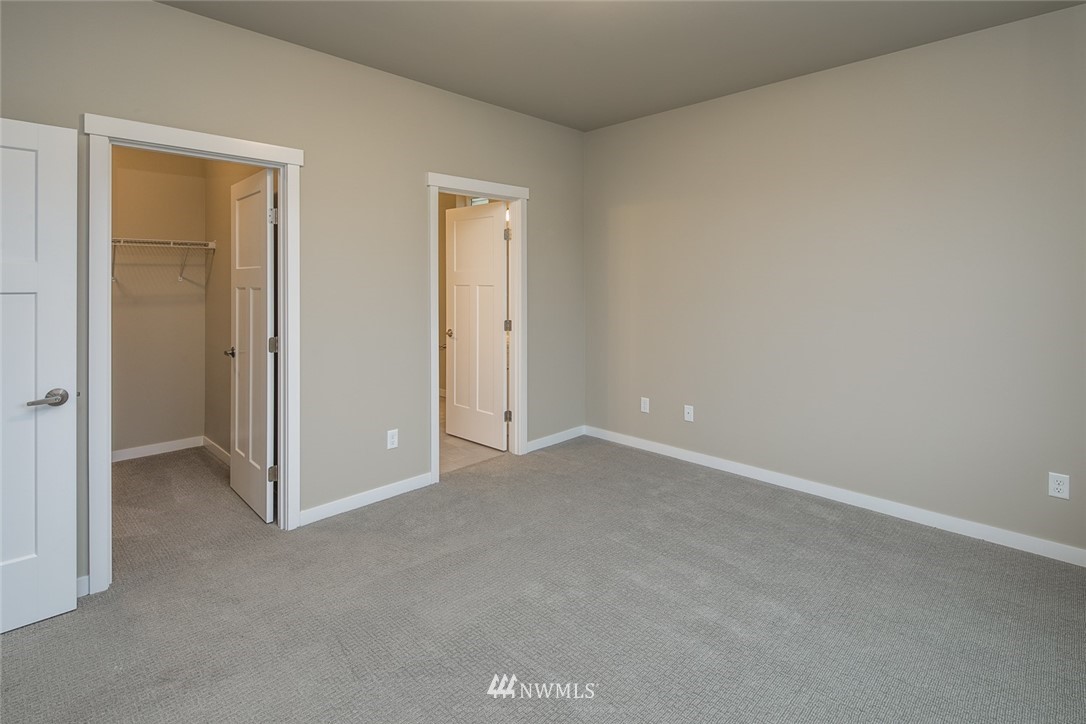 2078 Roxy Loop Ferndale, WA 98248 - Photo 11 of 33 Gallery Image 11