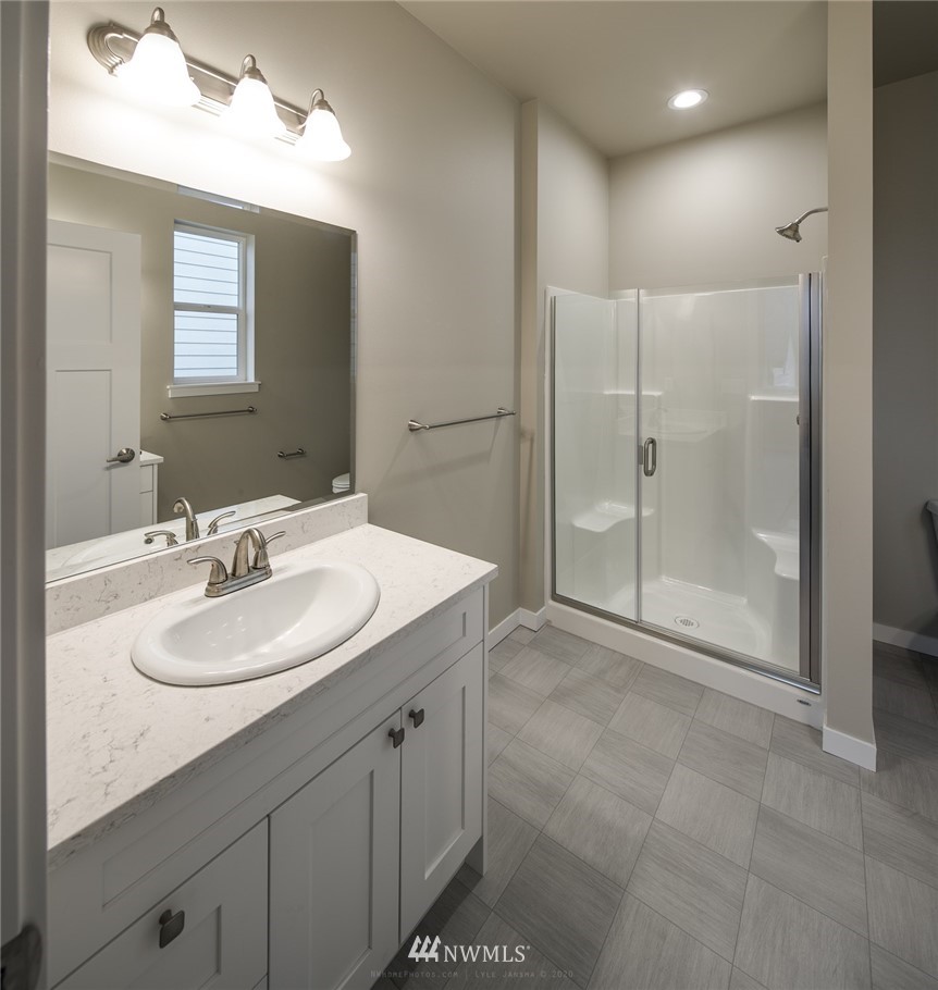 2078 Roxy Loop Ferndale, WA 98248 - Photo 15 of 33 Gallery Image 15