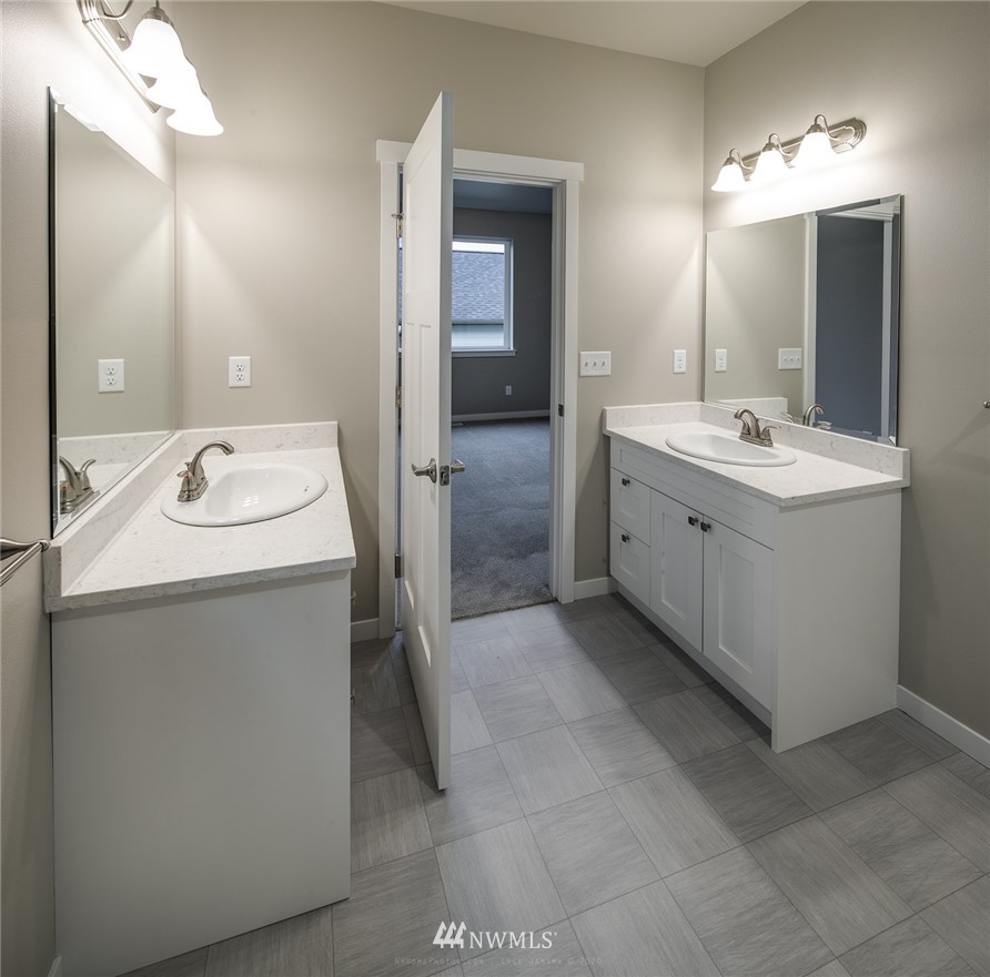 2078 Roxy Loop Ferndale, WA 98248 - Photo 16 of 33 Gallery Image 16
