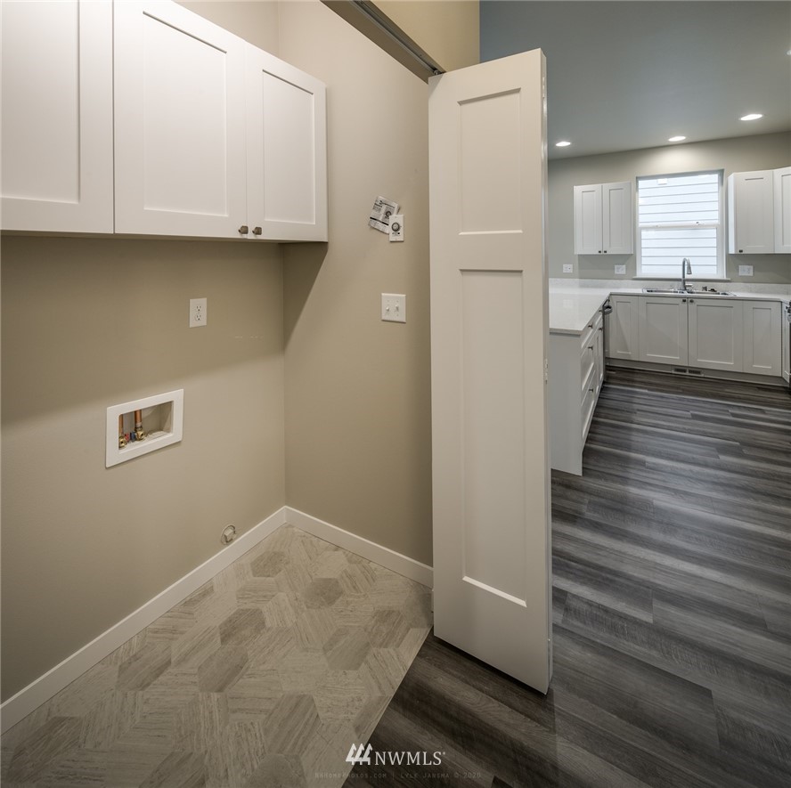 2078 Roxy Loop Ferndale, WA 98248 - Photo 20 of 33 Gallery Image 20