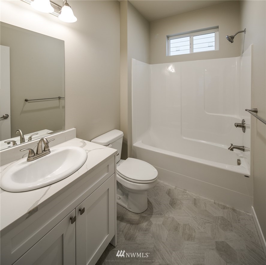 2078 Roxy Loop Ferndale, WA 98248 - Photo 22 of 33 Gallery Image 22