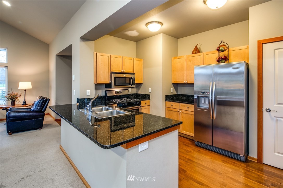 2078 Roxy Loop Ferndale, WA 98248 - Photo 31 of 33 Gallery Image 31