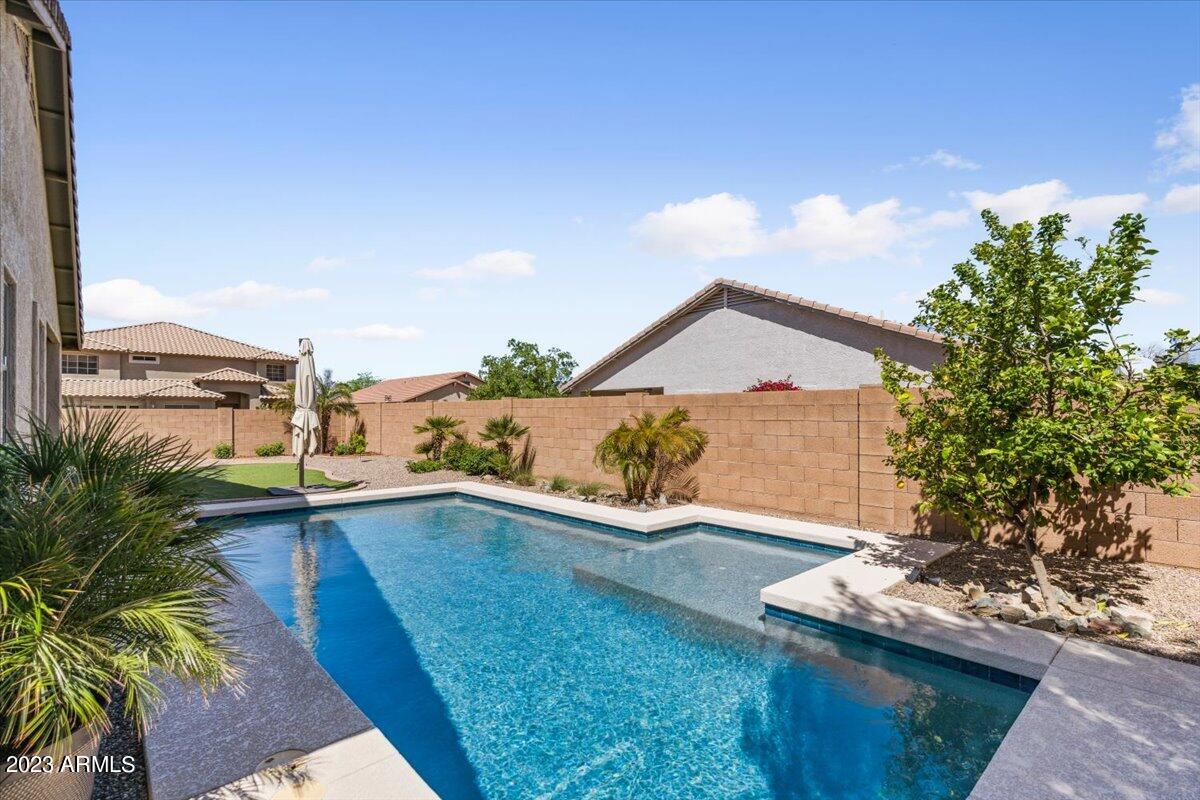2934 West Carson Road Phoenix, AZ 85041 - Photo 15 of 15 Backyard Oasis!