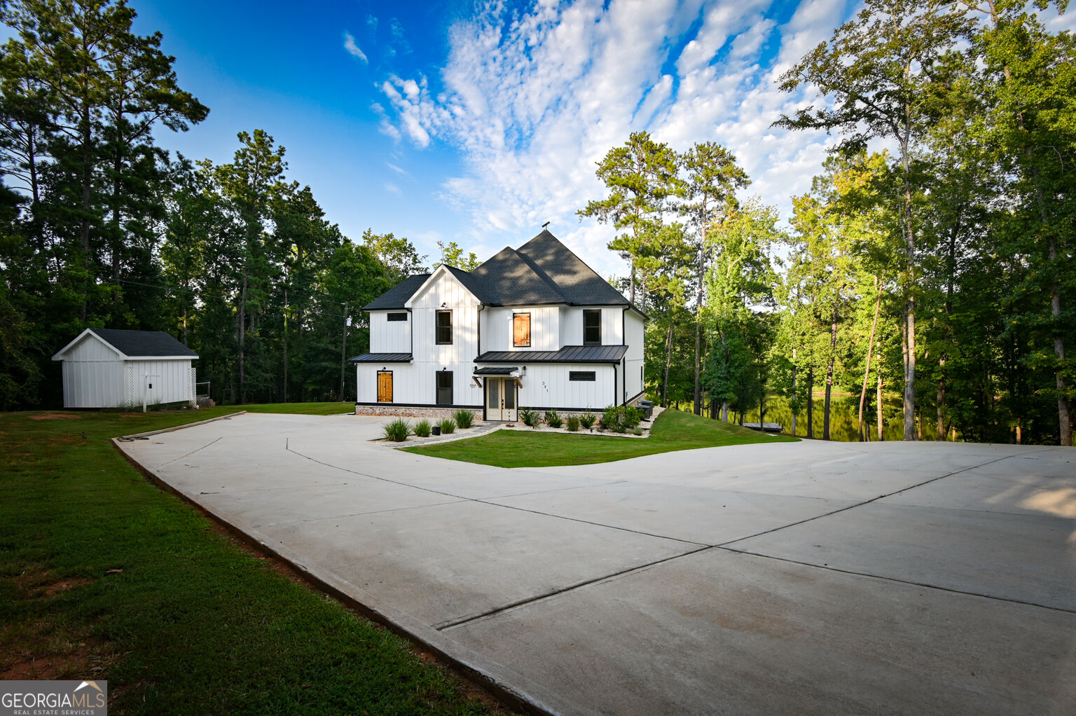 391 Parker Road Covington, GA 30014 - Photo 3 of 60 Gallery Image 3