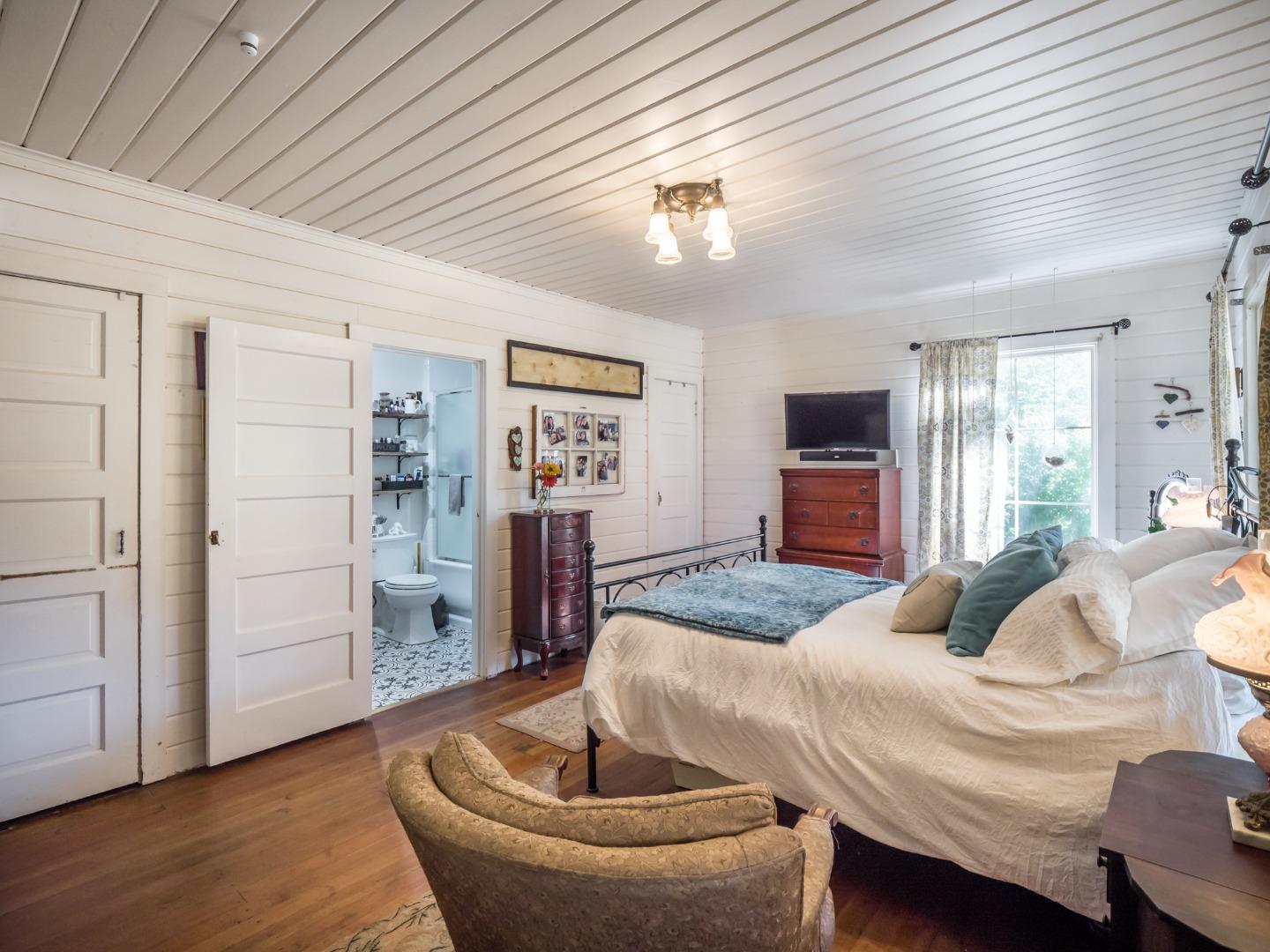 200 Keystone Way Santa Cruz, CA 95060 - Photo 36 of 74 Gallery Image 36