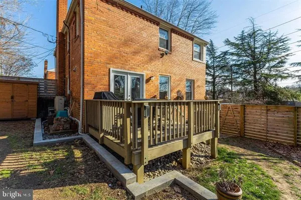 $3,300 | 3829 South Four Mile Run Drive, Arlington, VA 22204