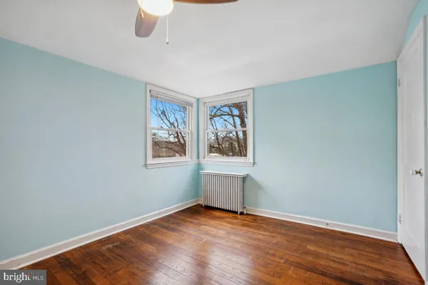 $3,300 | 3829 South Four Mile Run Drive, Arlington, VA 22204