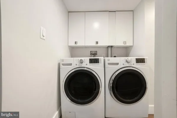 $3,300 | 3829 South Four Mile Run Drive, Arlington, VA 22204