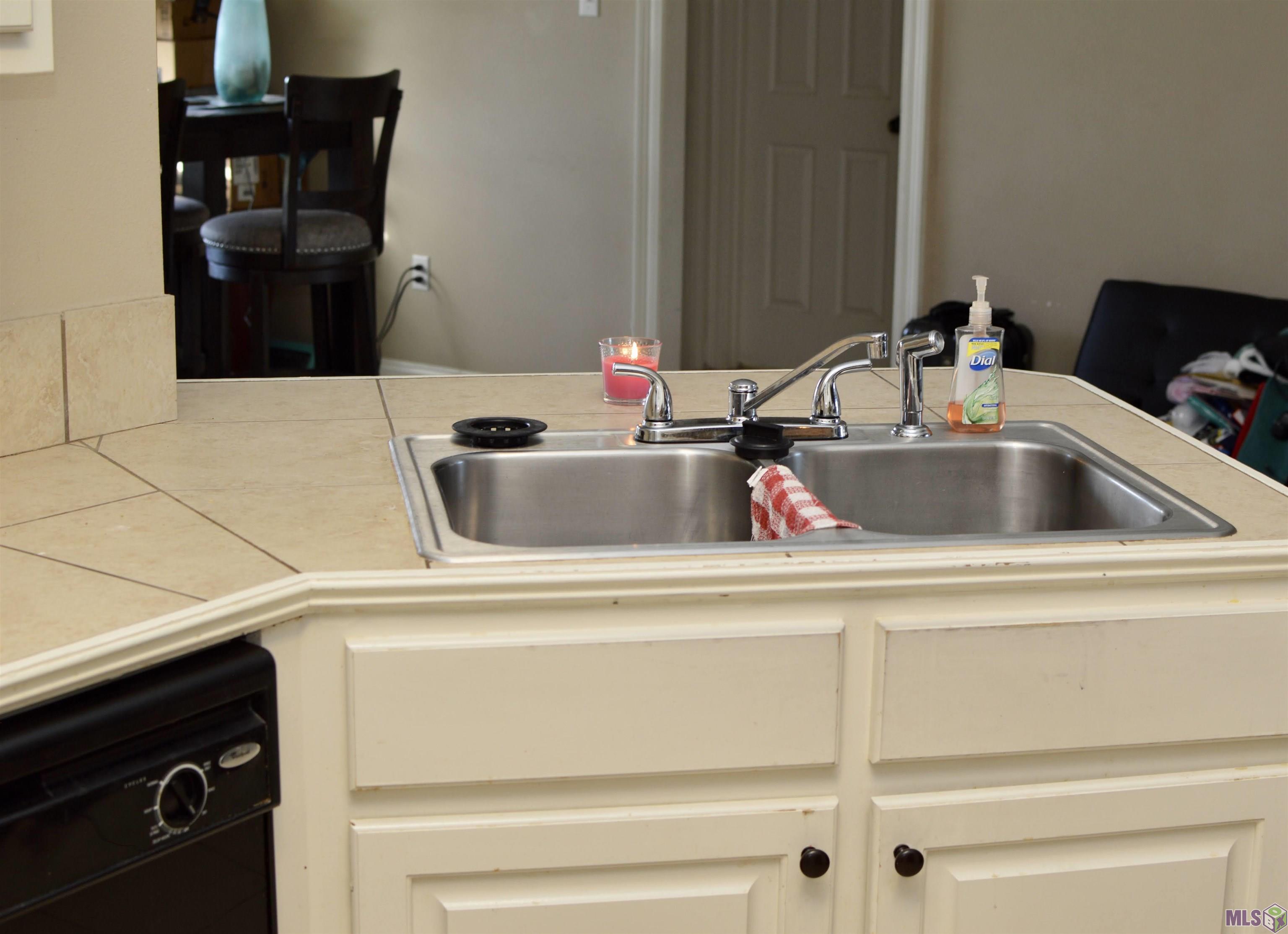 1010 Villa Drive Baton Rouge, LA 70810 - Photo 2 of 10