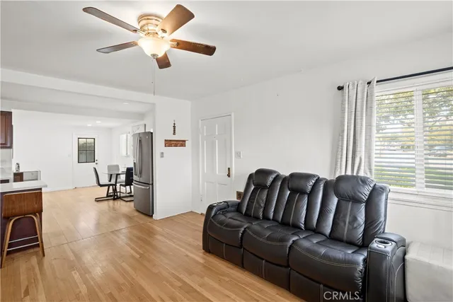 $1,299,000 | 300 West Hillsdale Street, Inglewood, CA 90302