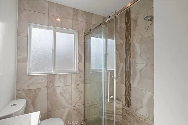 $1,299,000 | 300 West Hillsdale Street, Inglewood, CA 90302