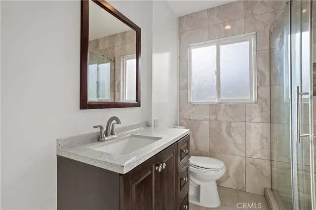 $1,299,000 | 300 West Hillsdale Street, Inglewood, CA 90302