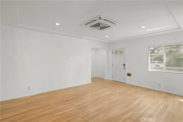 $1,299,000 | 300 West Hillsdale Street, Inglewood, CA 90302