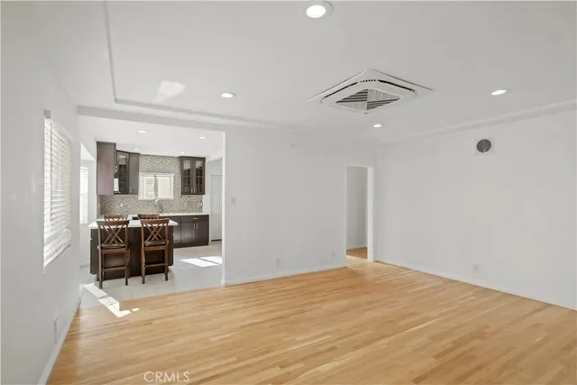 $1,299,000 | 300 West Hillsdale Street, Inglewood, CA 90302