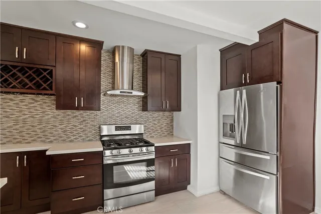 $1,299,000 | 300 West Hillsdale Street, Inglewood, CA 90302