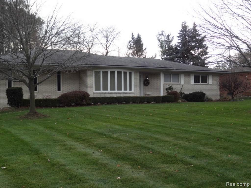 6202 West Road Washington, MI 48094 - Photo 26 of 29 Fall Picture (2)