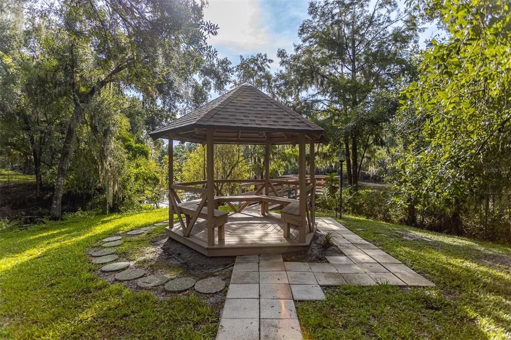 11508 Robles Del Rio Place Temple Terrace, FL 33617 - Photo 23 of 28