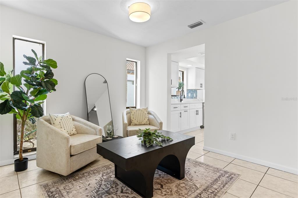 11508 Robles Del Rio Place Temple Terrace, FL 33617 - Photo 4 of 28