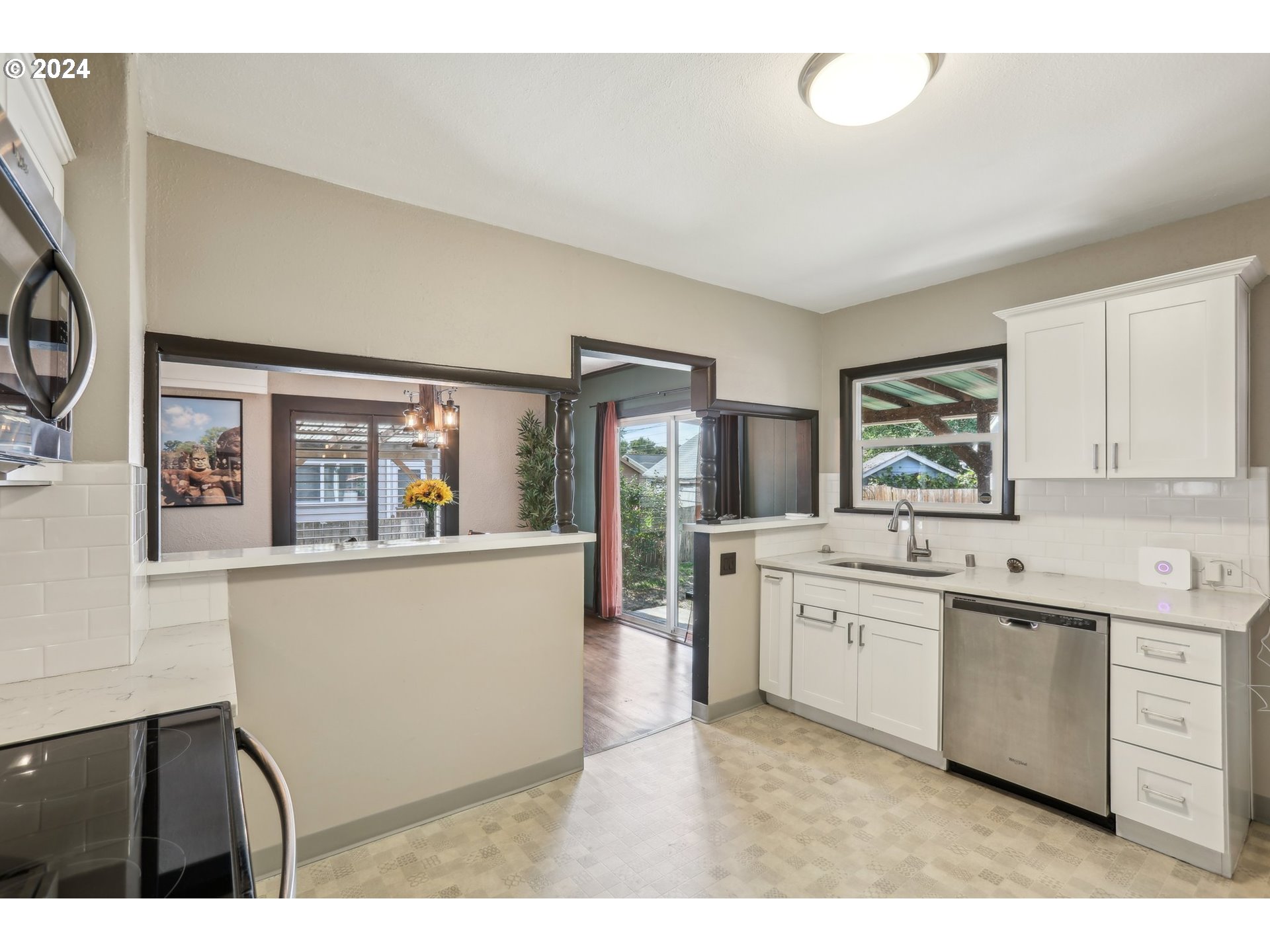 647 Oregon Way Longview, WA 98632 - Photo 14 of 32 Gallery Image 14