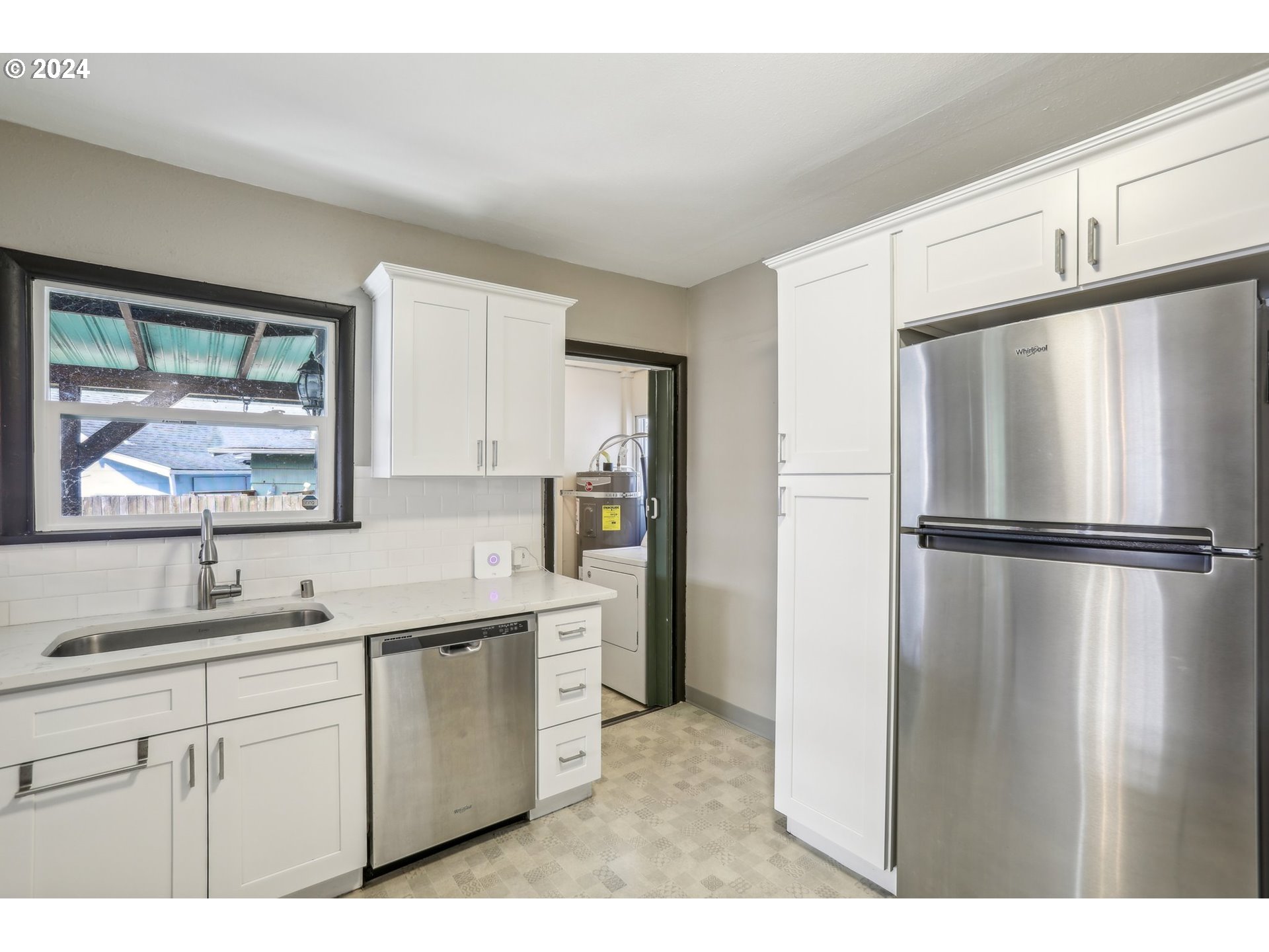 647 Oregon Way Longview, WA 98632 - Photo 15 of 32 Gallery Image 15