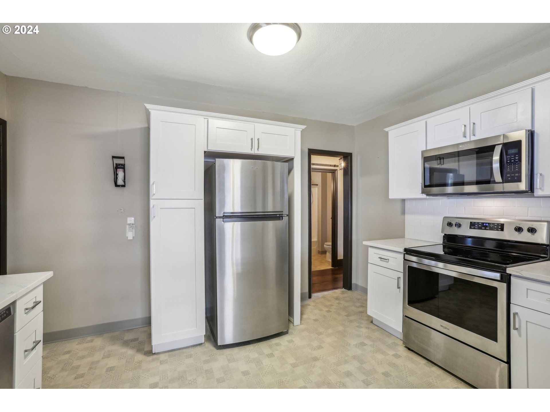 647 Oregon Way Longview, WA 98632 - Photo 17 of 32 Gallery Image 17
