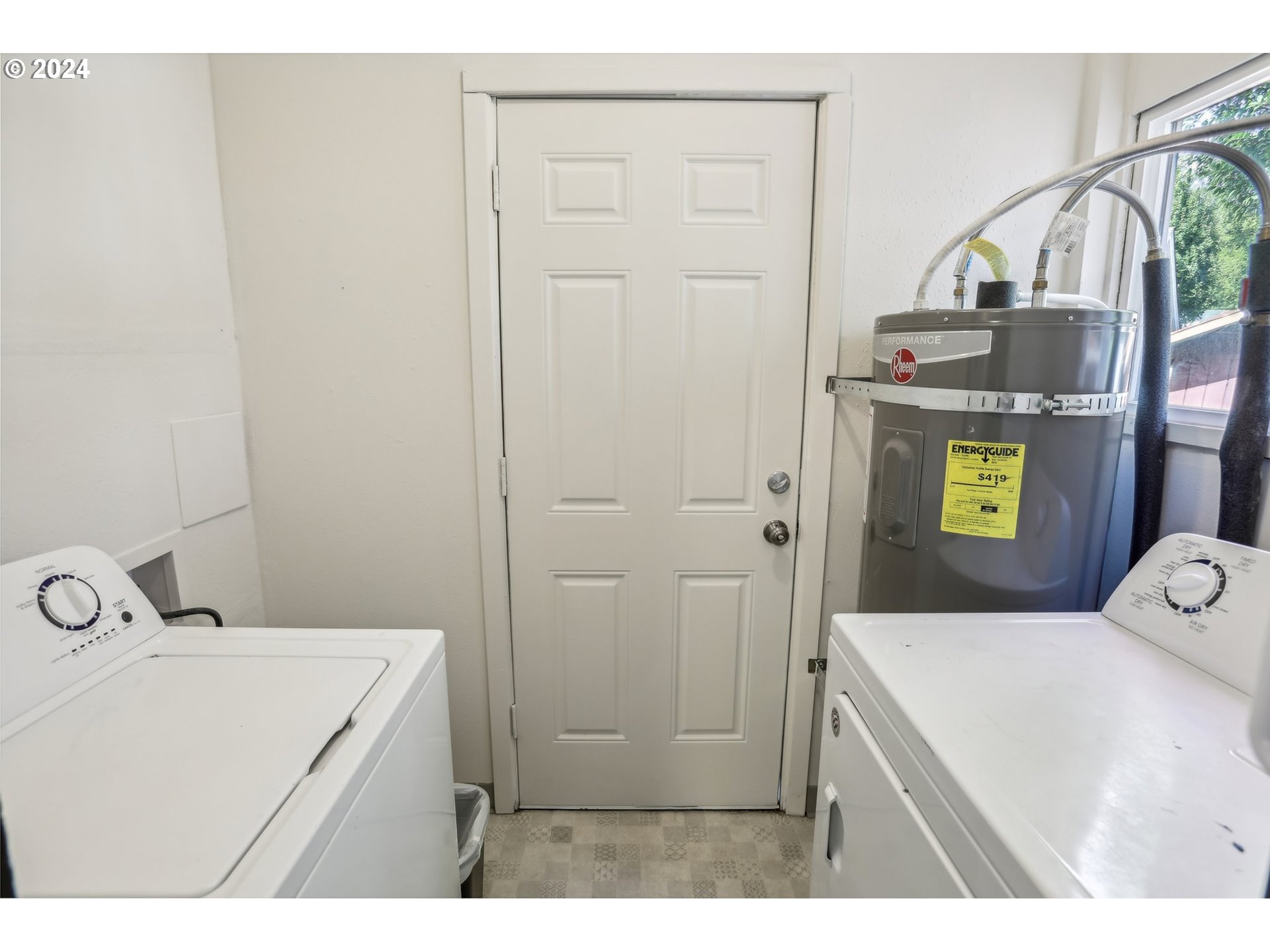 647 Oregon Way Longview, WA 98632 - Photo 24 of 32 Gallery Image 24