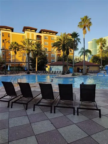 $220,500 | 12521 Floridays Resort Drive, Unit 207F, Orlando, FL 32821